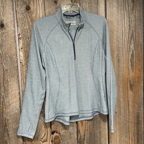 Avalanche flattering fit half zip large - Picture 3 of 8